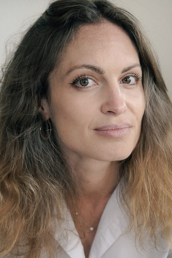 Céline Tirel, portrait paru dans le grand entretien du Jane Goodall Institute France — photo Marine Néglot